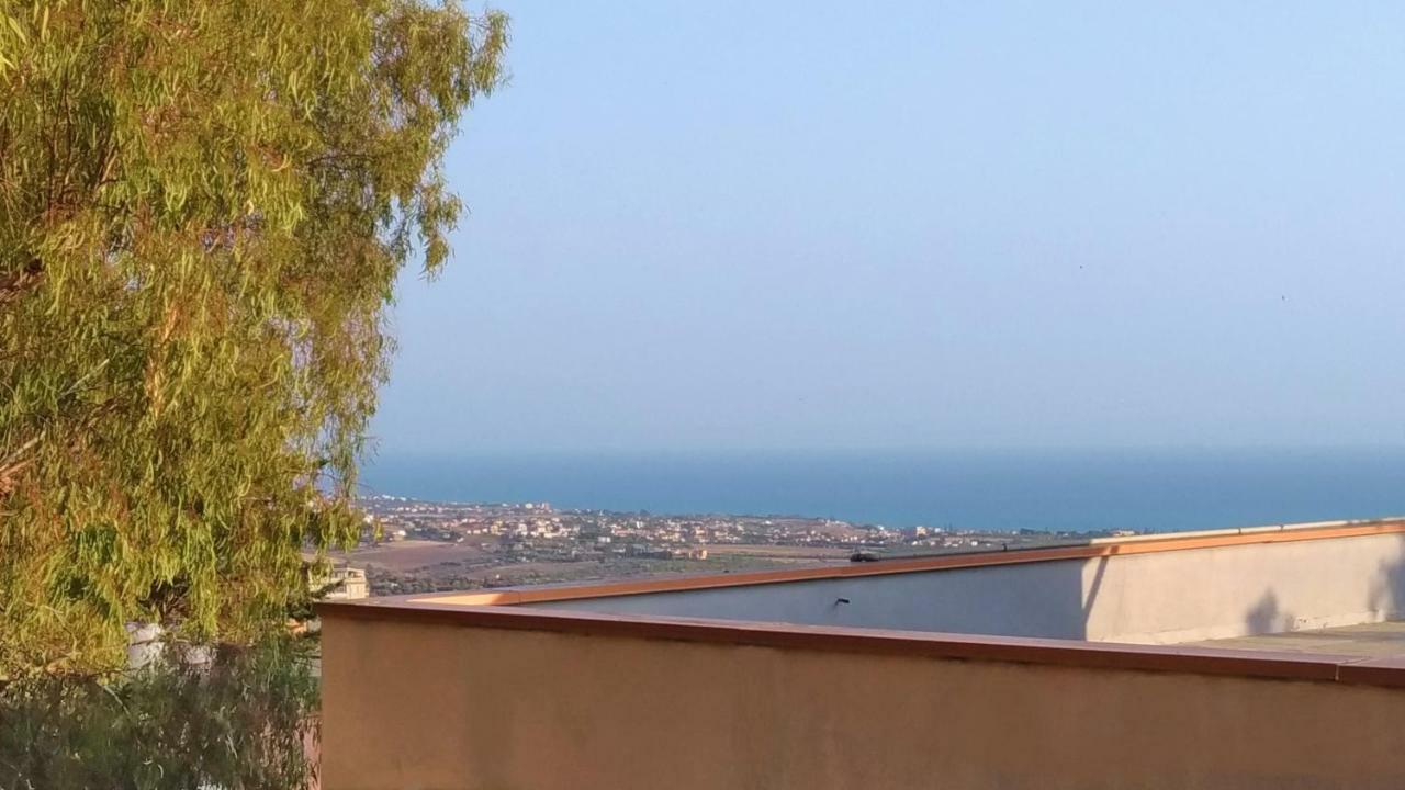 Bed And Breakfast La Mansarda Agrigento Exterior photo