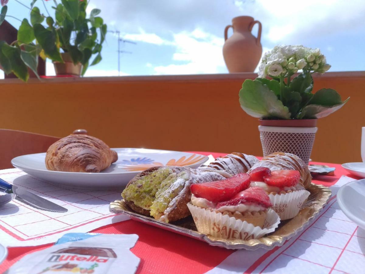 Bed And Breakfast La Mansarda Agrigento Exterior photo
